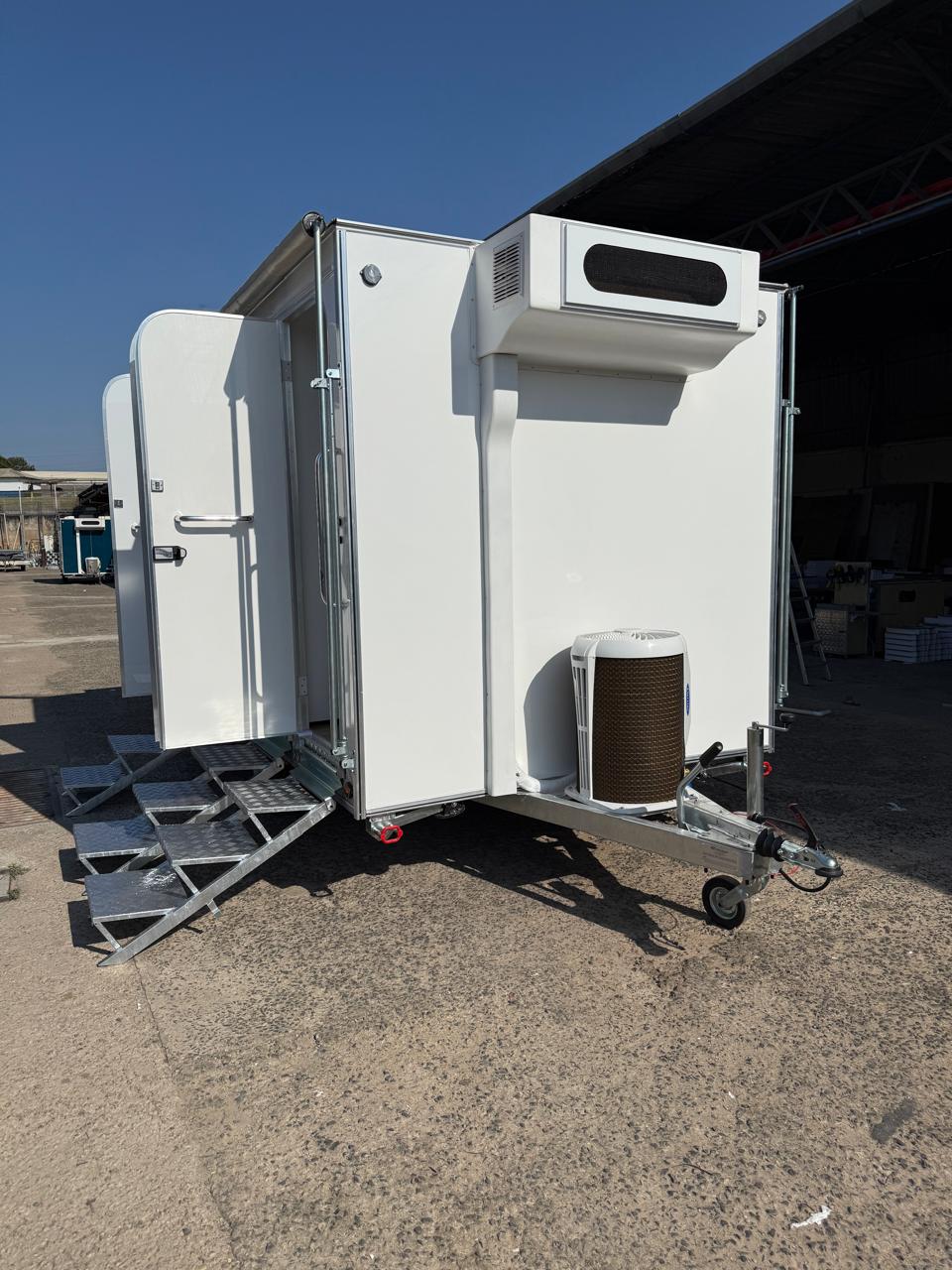 RT 350 Banheiro 06 box - pias externas